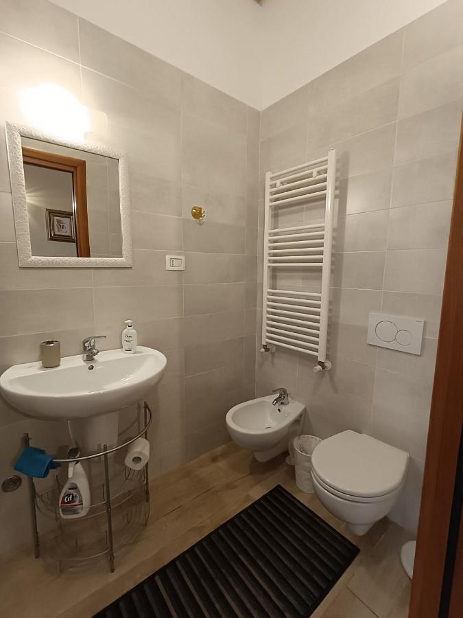 Casa Vacanze Cosma มาเตรา ภายนอก รูปภาพ