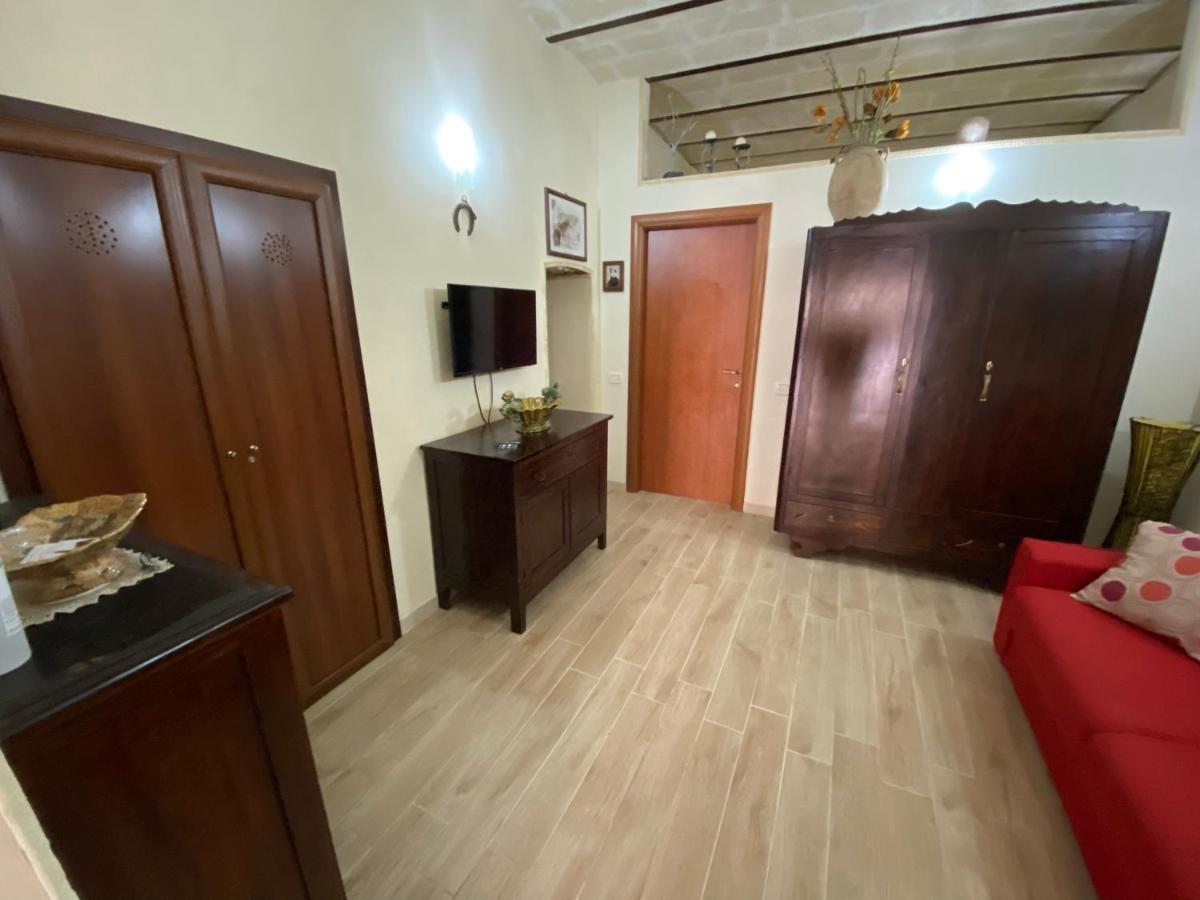 Casa Vacanze Cosma มาเตรา ภายนอก รูปภาพ