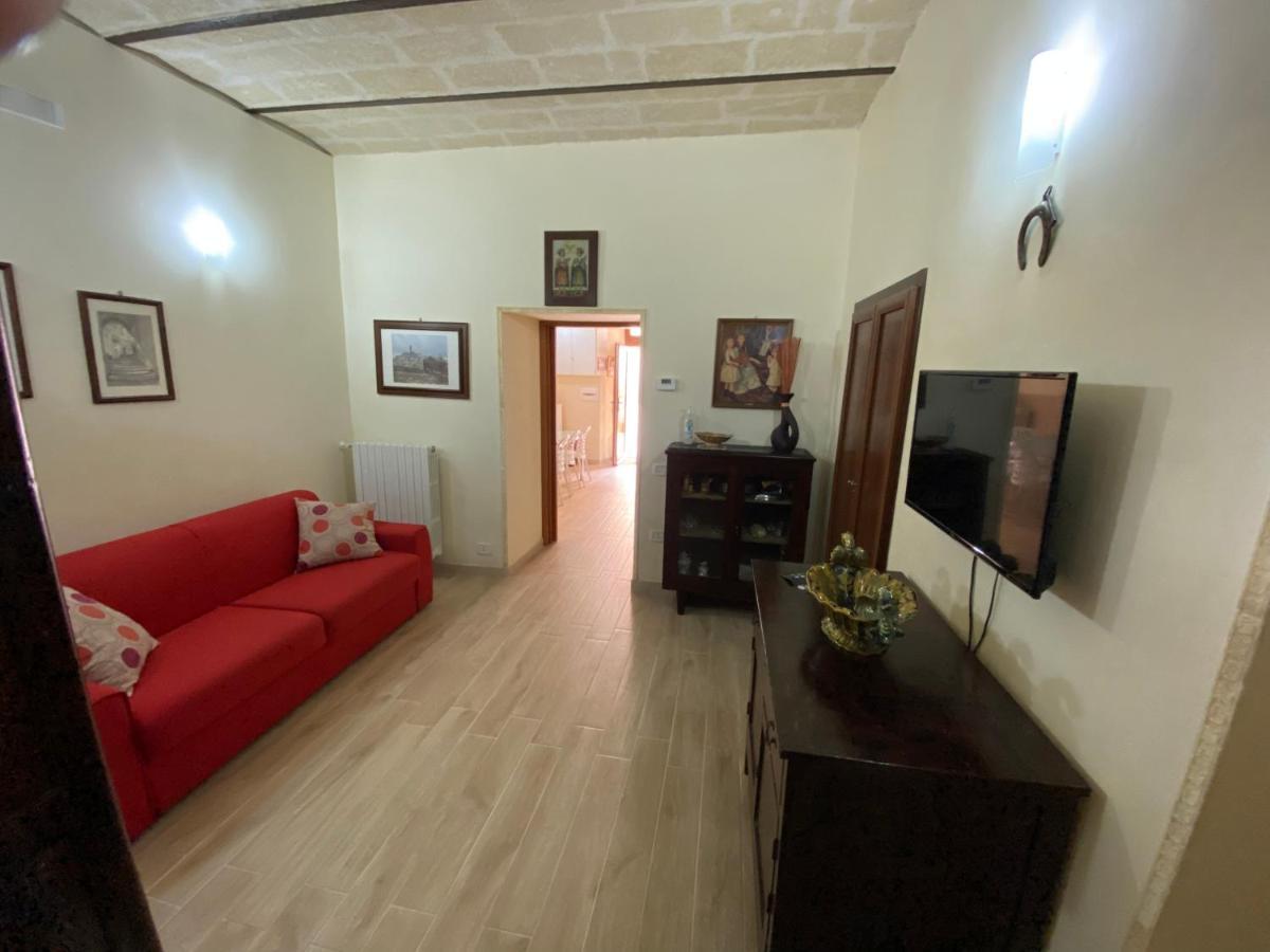Casa Vacanze Cosma มาเตรา ภายนอก รูปภาพ