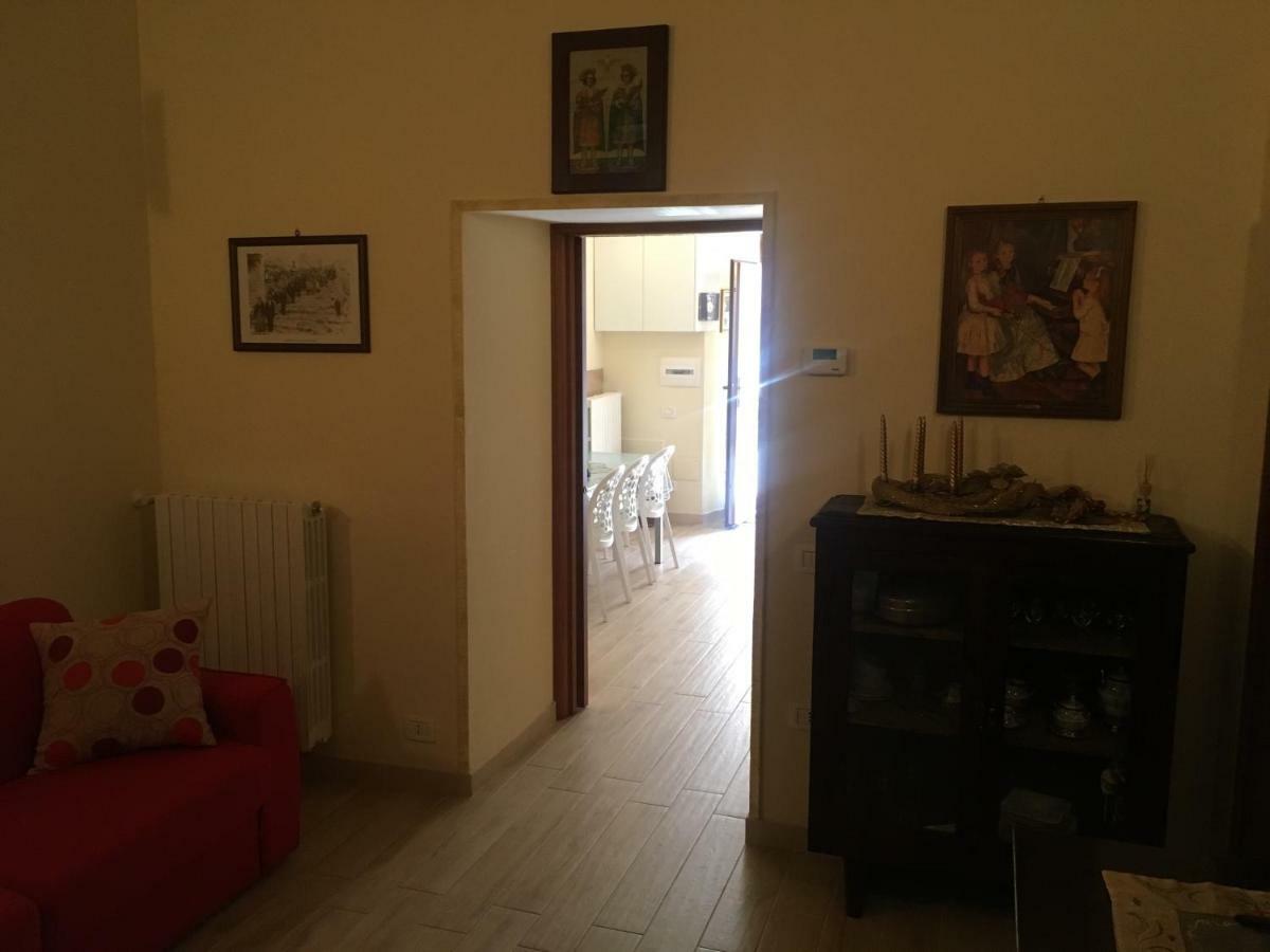 Casa Vacanze Cosma มาเตรา ภายนอก รูปภาพ